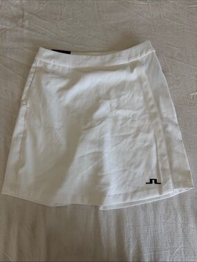 J.Lindeberg White Performance Golf Skort with Black Logo Size 26